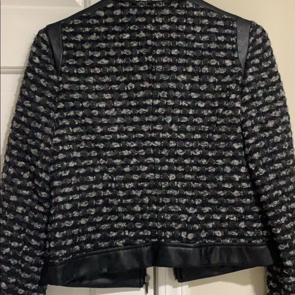 Jacket - Picture 4 of 4